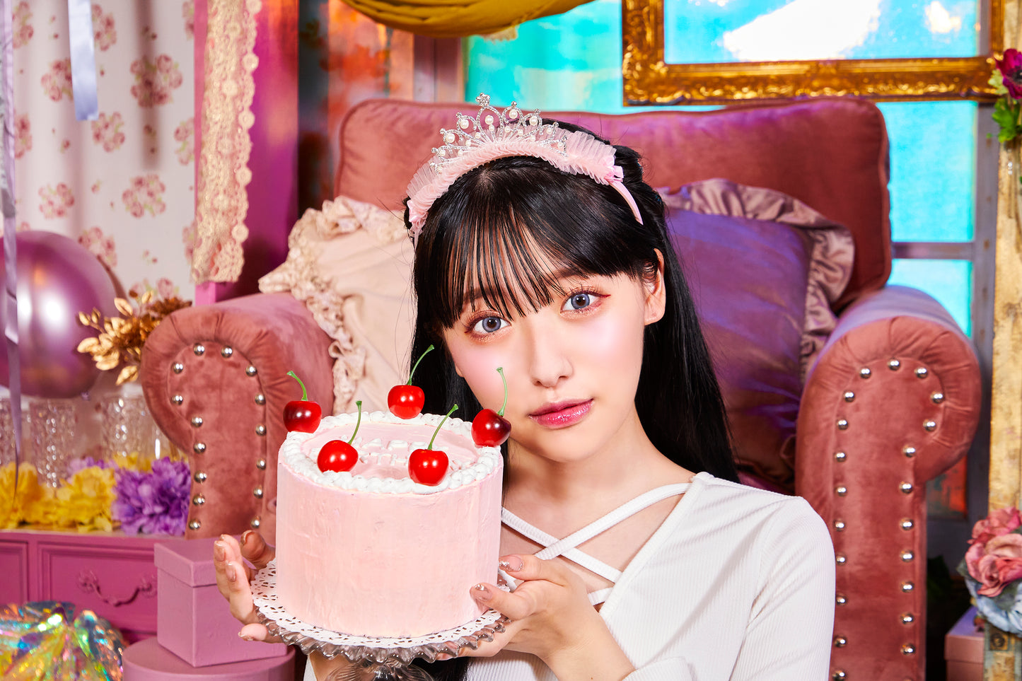 誕生日 お祝い 女子会 装飾 王冠 フェミニンティアラカチューシャ フリーサイズ ピンク【クリアストーン】