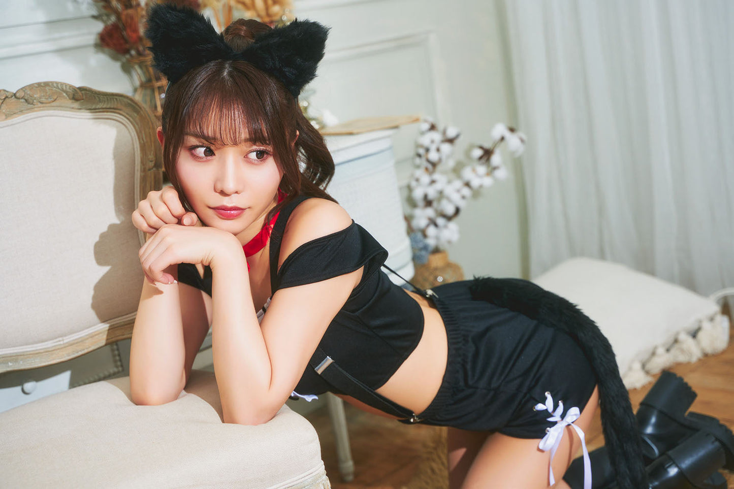 GLOWHOLIC ショートパンツキティ