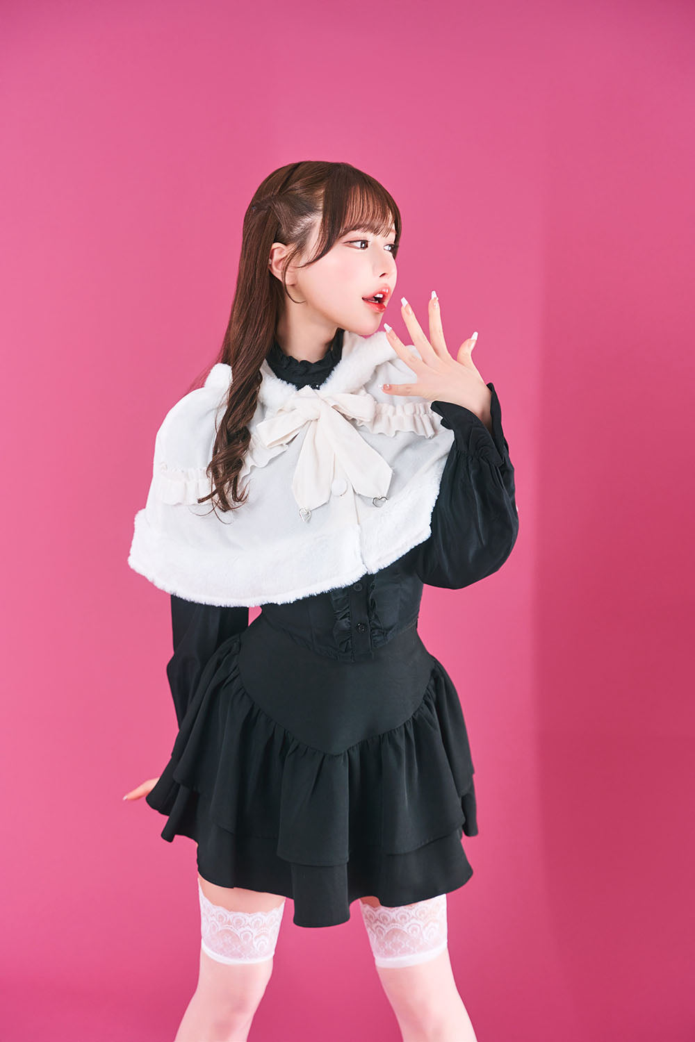 コスプレ アニマル トッピングトップス ねこケープ/うさぎケープ レディース フリーサイズ ホワイト / ブラック【クリアストーン】♡