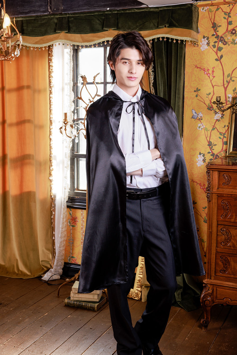 ≪スタンミさん着用≫ コスプレ 仮装 ハロウィン ブラックマント ユニセックス フリーサイズ ブラック 【クリアストーン】