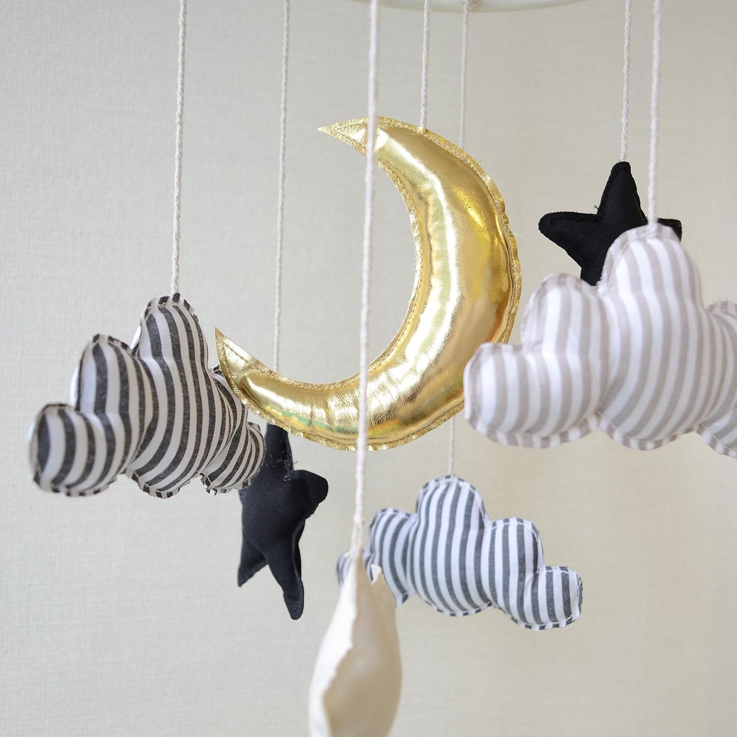 小物 モビール 月 星 雲 ベビーモビール ムーン モノトーン/パステル ゴールド【クリアストーン】