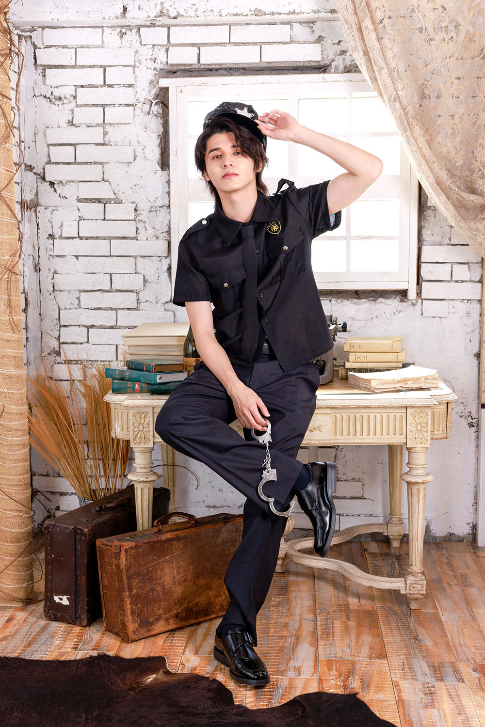 ≪スタンミさん着用≫ コスプレ 仮装 ハロウィン スピードポリス ユニセックス フリーサイズ ブラック 【クリアストーン】