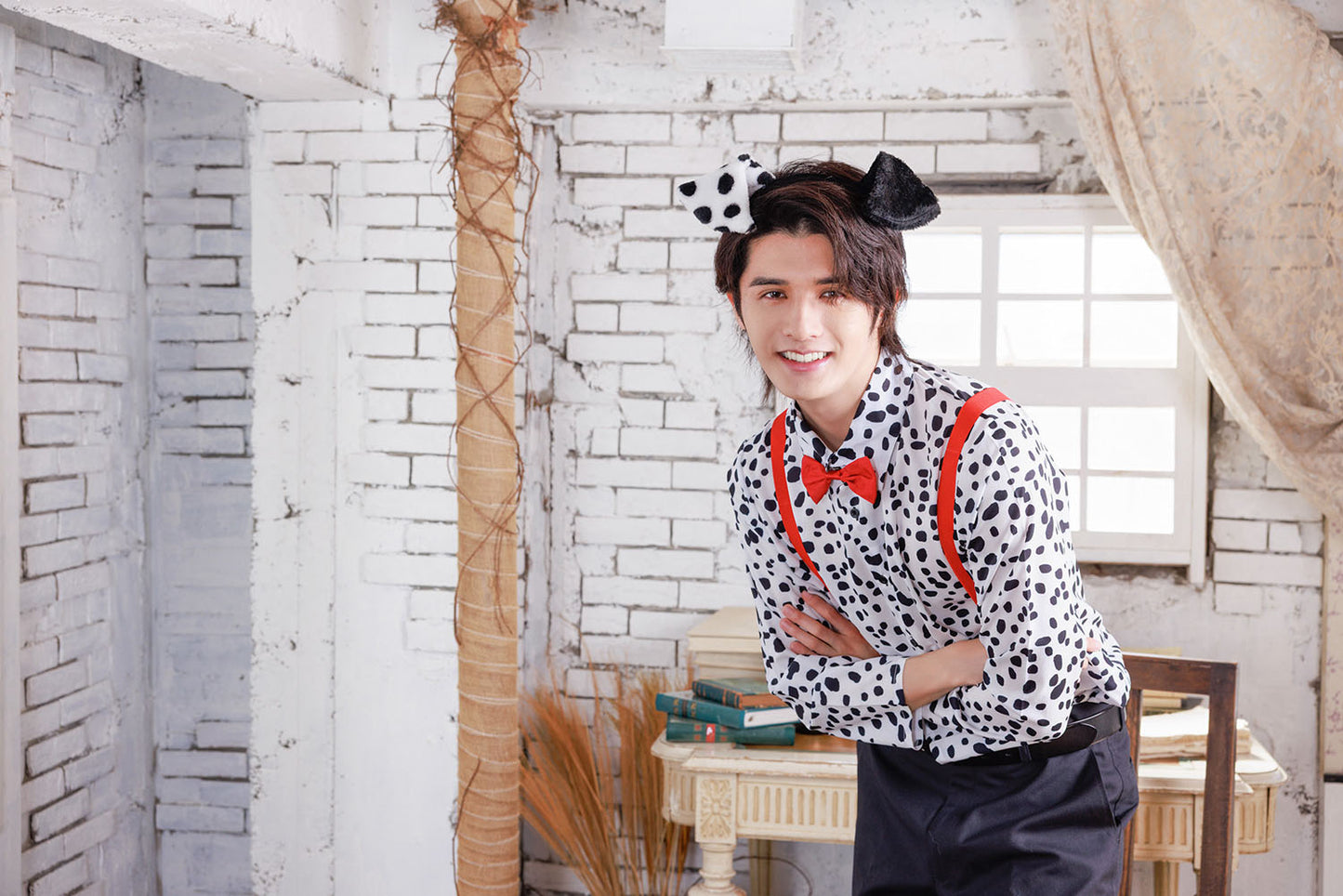 ≪スタンミさん着用≫ コスプレ いぬ ハロウィン アニマルシャツ ダルメシアンシャツ ユニセックス フリーサイズ ホワイト【クリアストーン】