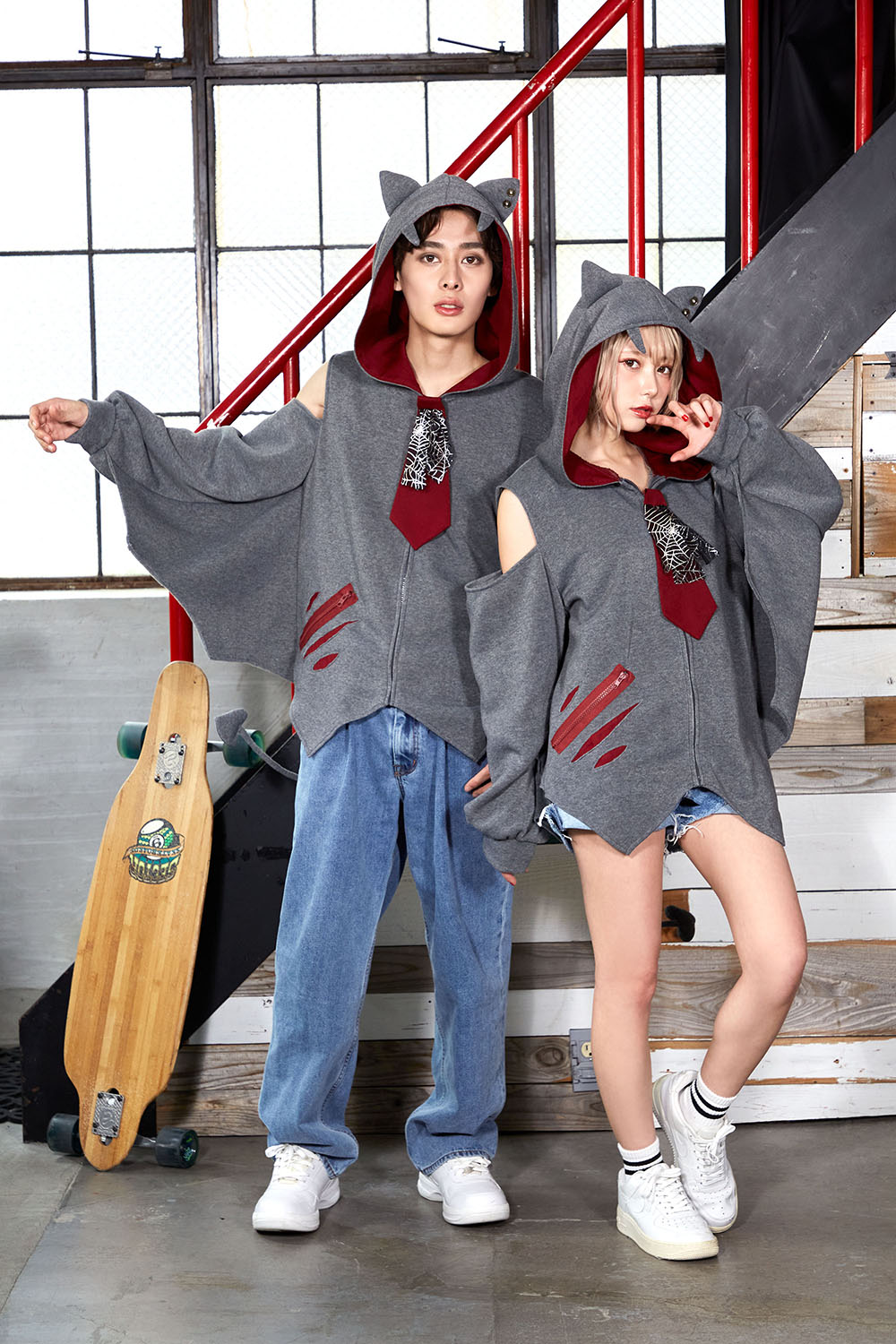 コスプレ ハロウィン こうもり ファングル こうもりパーカー ユニセックス フリーサイズ グレー【クリアストーン】♡