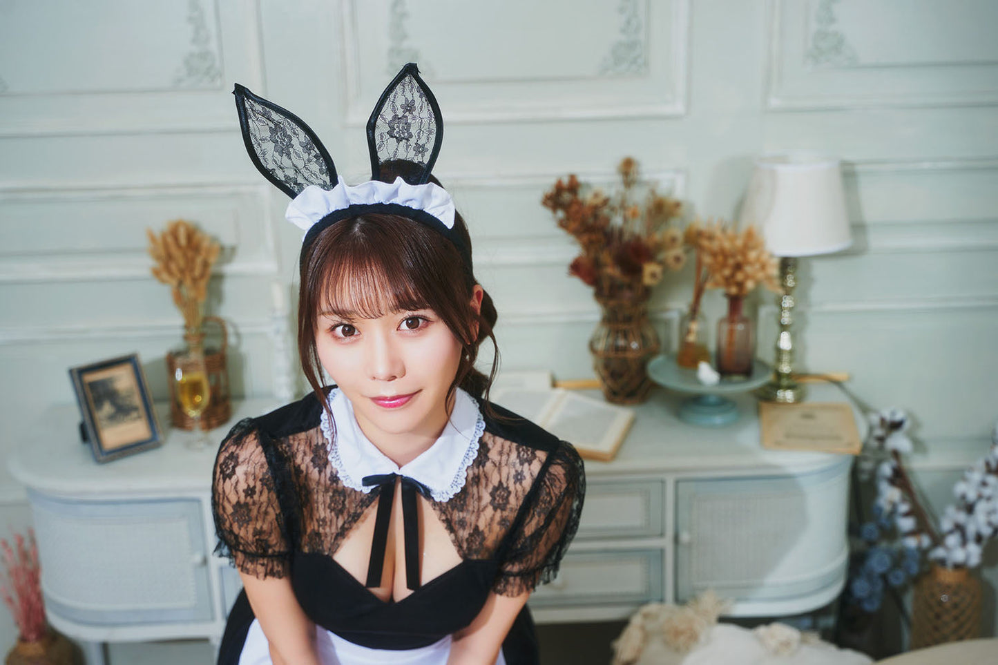 GLOWHOLIC バニーメイド