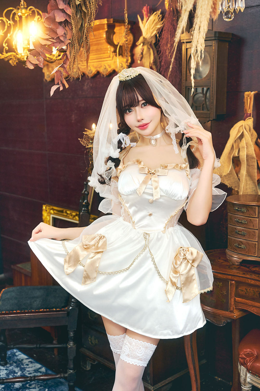 コスプレ 花嫁 ジューンブライド アンティークブライド レディース フリーサイズ ホワイト×ゴールド【クリアストーン】