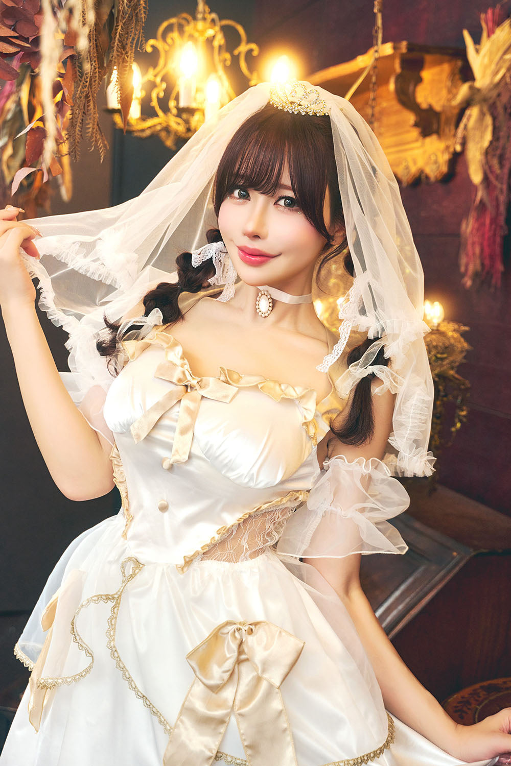 コスプレ 花嫁 ジューンブライド アンティークブライド レディース フリーサイズ ホワイト×ゴールド【クリアストーン】