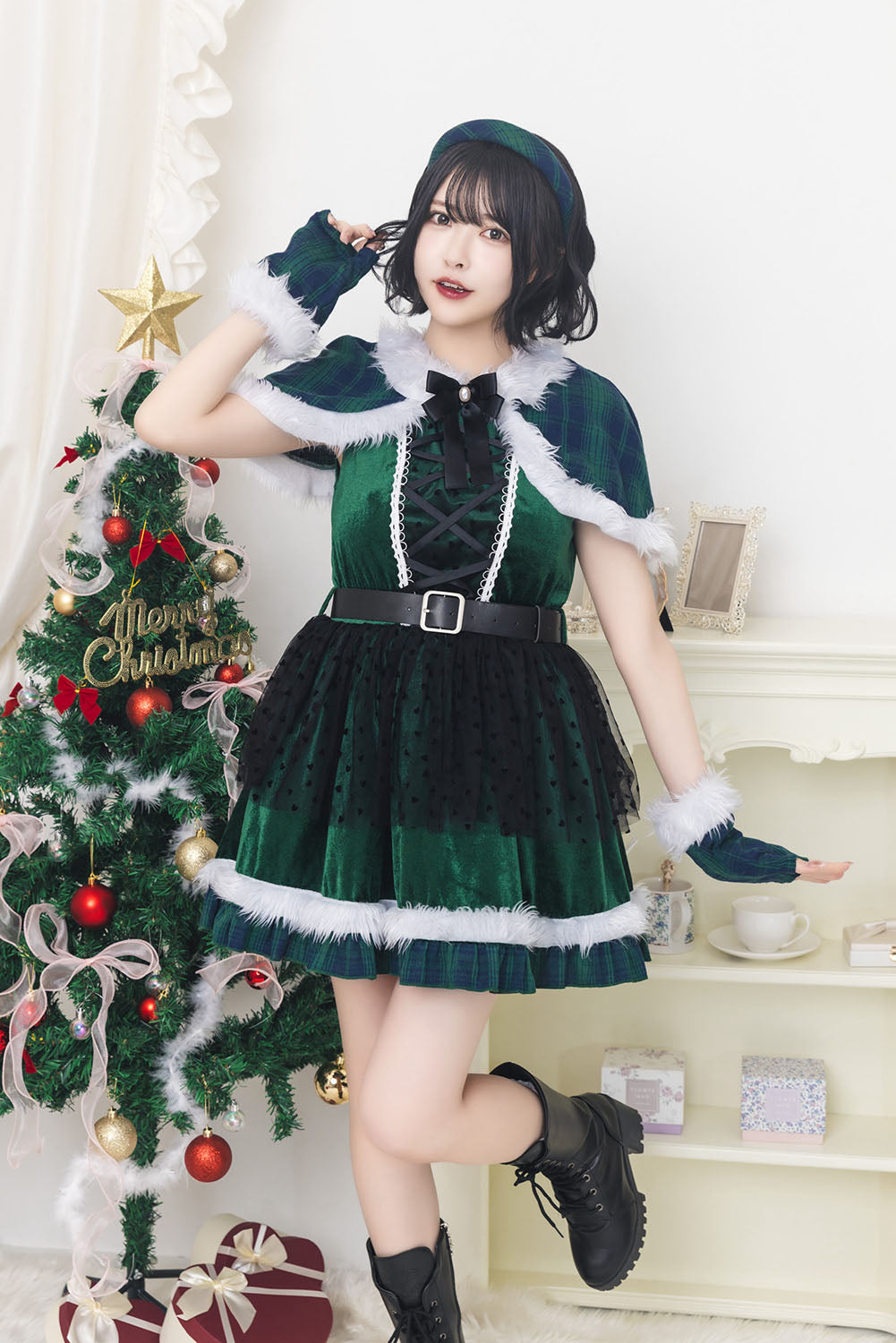 《JamsCollection着用》コスプレ サンタ クリスマス リリパレ チェックケープサンタ レディース フリーサイズ グリーン/レッド【クリアストーン】♡