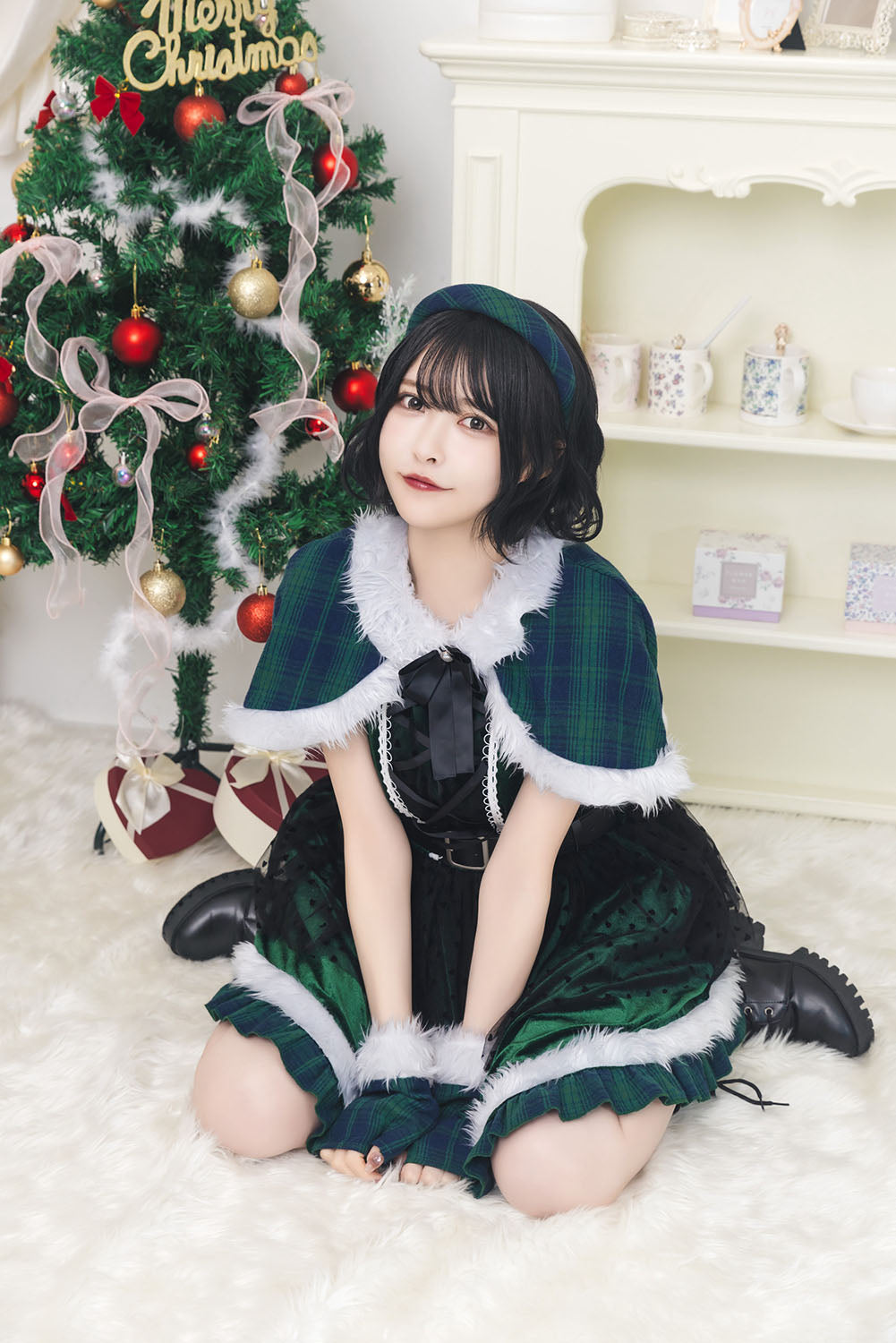 《JamsCollection着用》コスプレ サンタ クリスマス リリパレ チェックケープサンタ レディース フリーサイズ グリーン/レッド【クリアストーン】♡