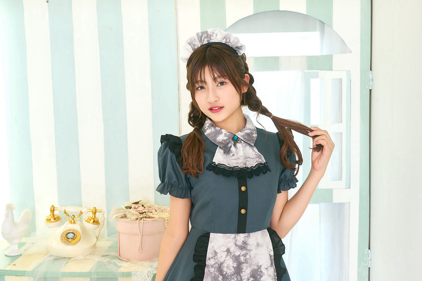 [NEW] コスプレ ジュニア こども メイド COSCHU! アンティークメイド 140～150cm グリーン 【クリアストーン】