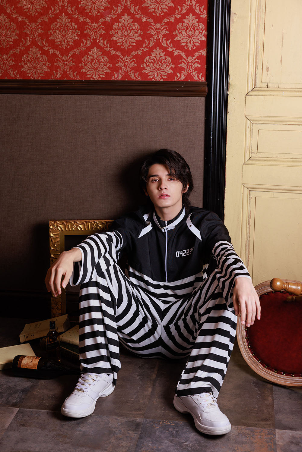 [New] ≪スタンミさん着用≫ コスプレ ハロウィン 囚人 プリズンマスター メンズ フリーサイズ ブラック【クリアストーン】