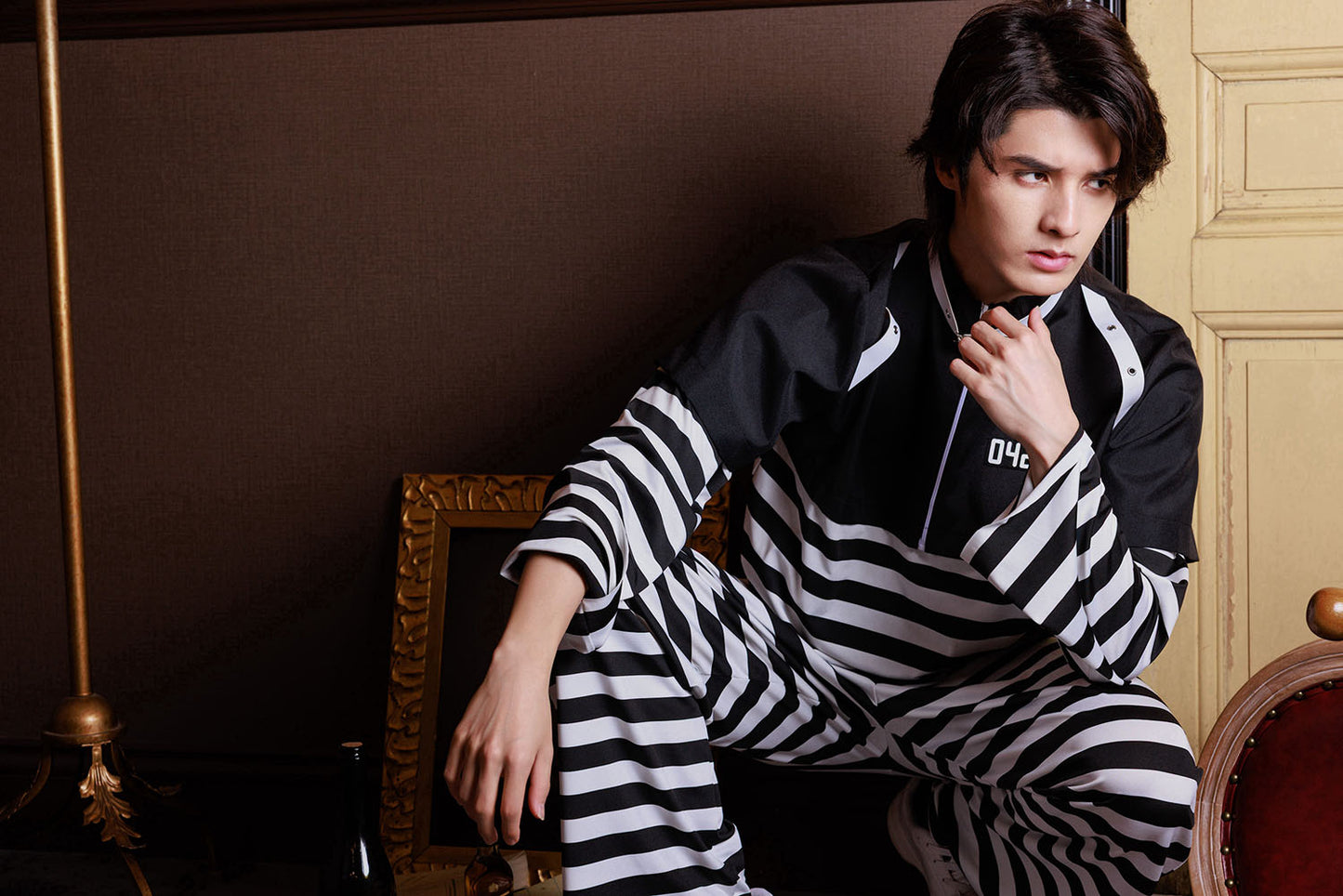 [New] ≪スタンミさん着用≫ コスプレ ハロウィン 囚人 プリズンマスター メンズ フリーサイズ ブラック【クリアストーン】