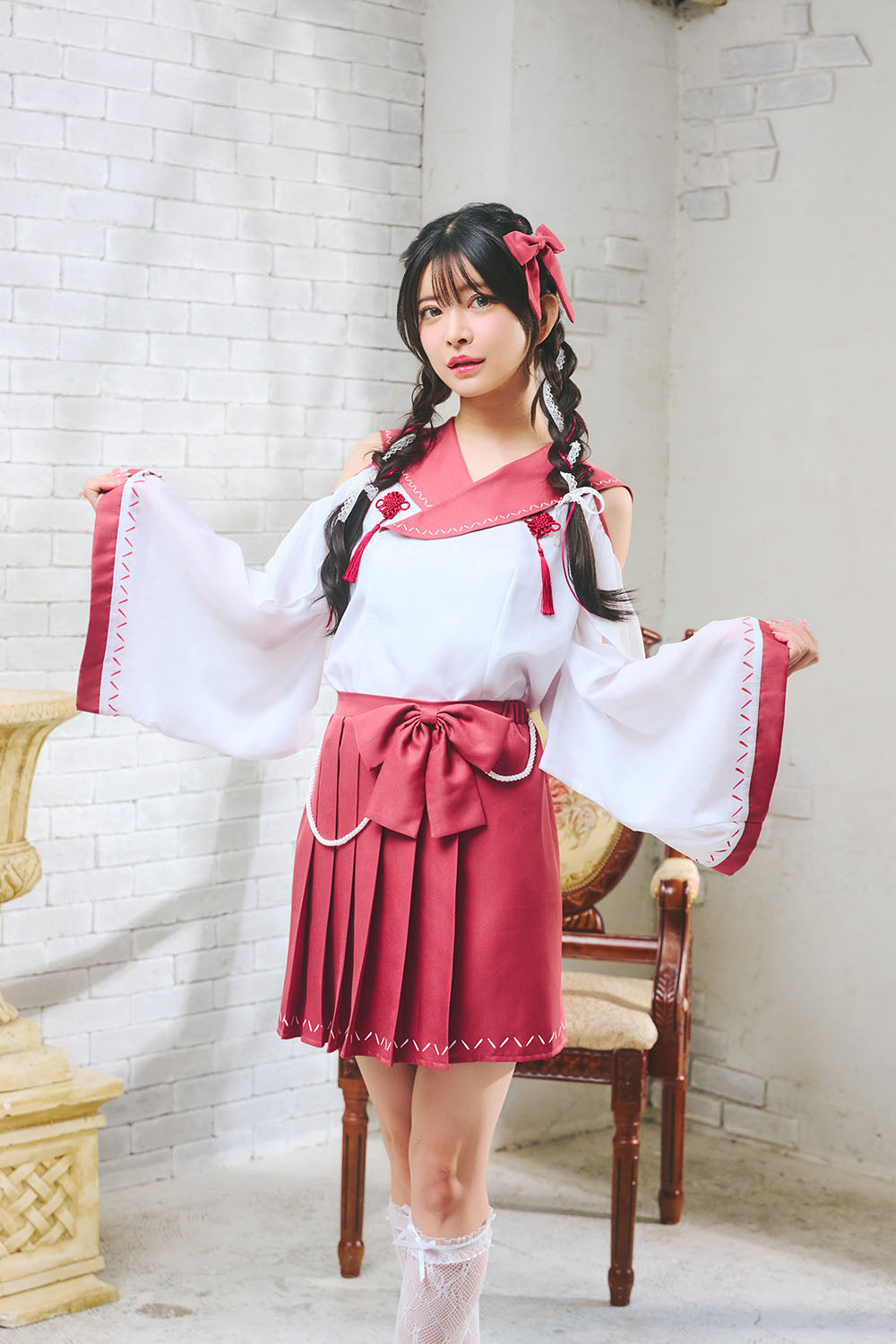 [NEW] コスプレ 和風 巫女 制服巫女 レディース フリーサイズ レッド【クリアストーン】♡