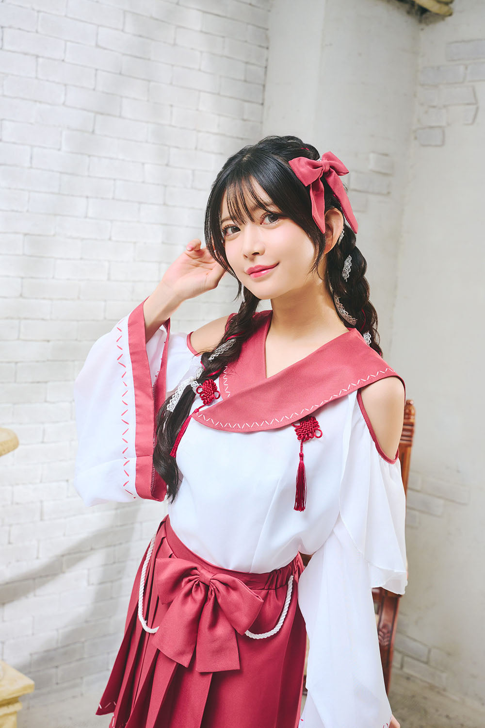 [NEW] コスプレ 和風 巫女 制服巫女 レディース フリーサイズ レッド【クリアストーン】♡