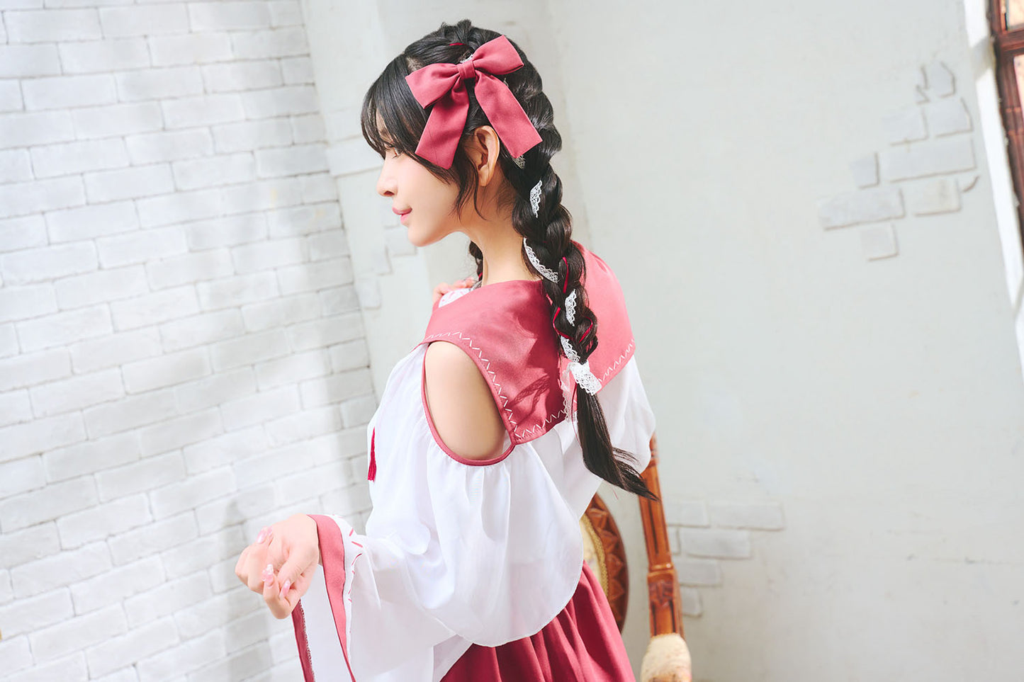 [NEW] コスプレ 和風 巫女 制服巫女 レディース フリーサイズ レッド【クリアストーン】♡