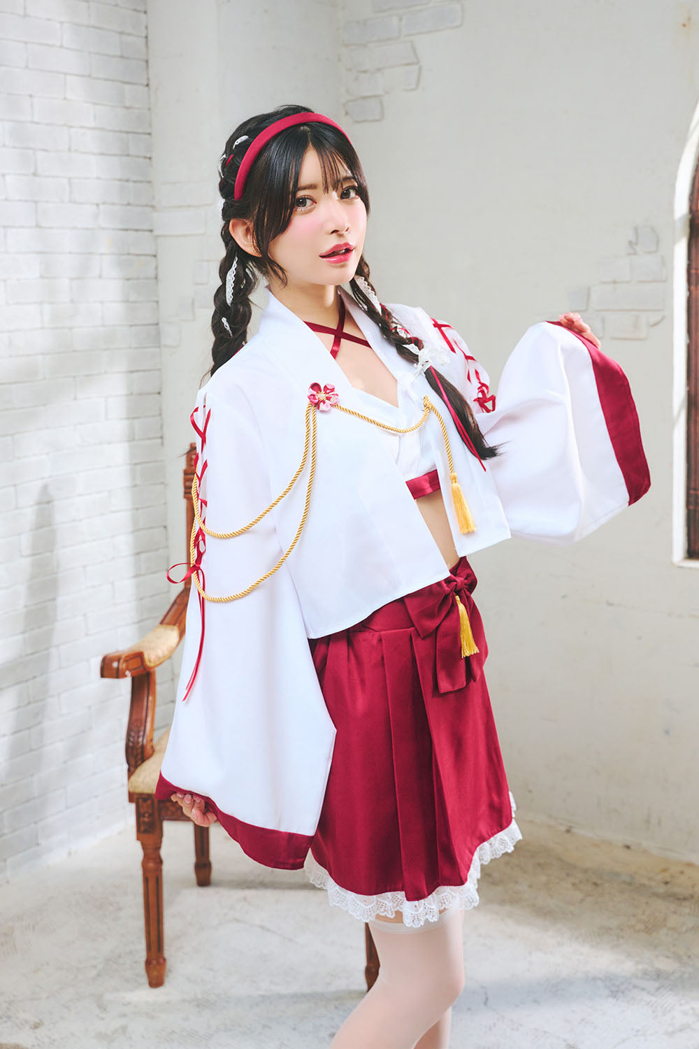 [NEW] コスプレ 和風 巫女 羽織巫女 レディース フリーサイズ レッド【クリアストーン】♡