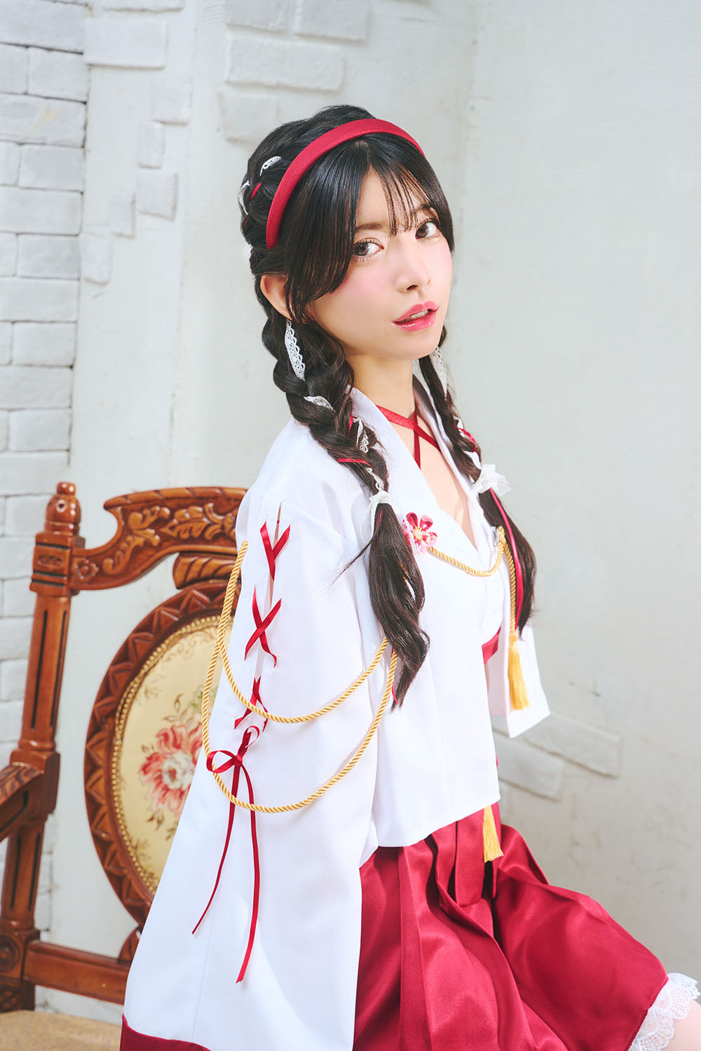 [NEW] コスプレ 和風 巫女 羽織巫女 レディース フリーサイズ レッド【クリアストーン】♡