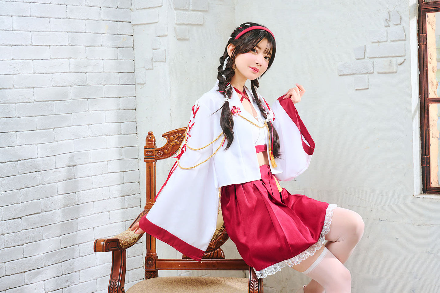 [NEW] コスプレ 和風 巫女 羽織巫女 レディース フリーサイズ レッド【クリアストーン】♡