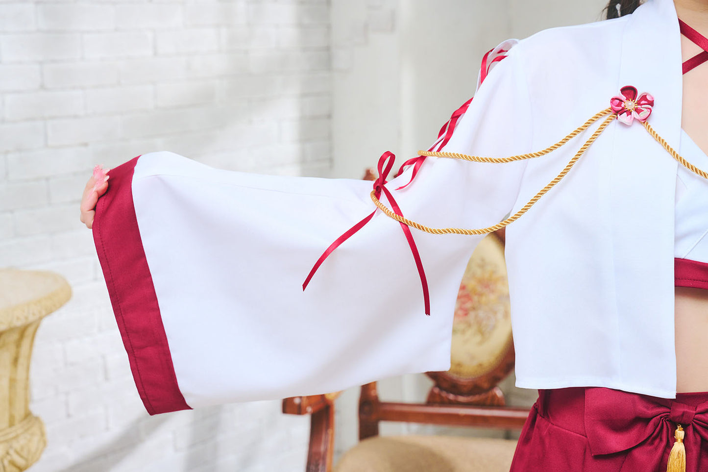 [NEW] コスプレ 和風 巫女 羽織巫女 レディース フリーサイズ レッド【クリアストーン】♡