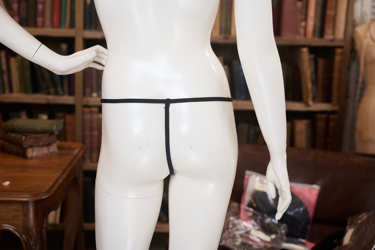 [New]コスプレ SecretRose レースアップメイド レディース フリーサイズ ブラック【クリアストーン】♡