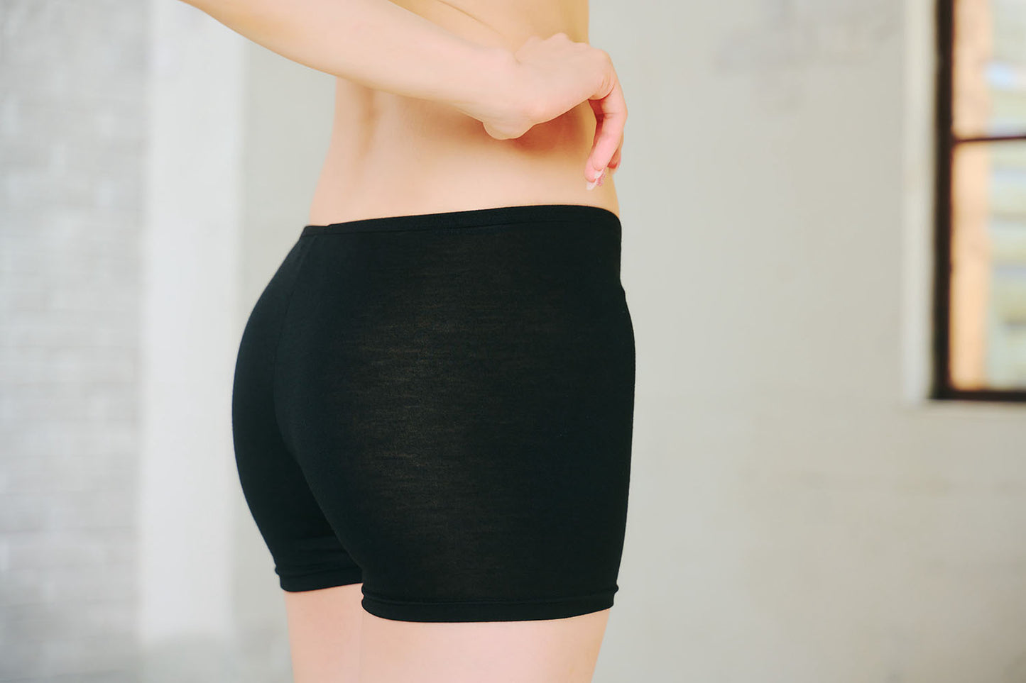 [New] コスプレ小物 インナー 一分丈スパッツ レディース フリーサイズ ブラック 【クリアストーン】