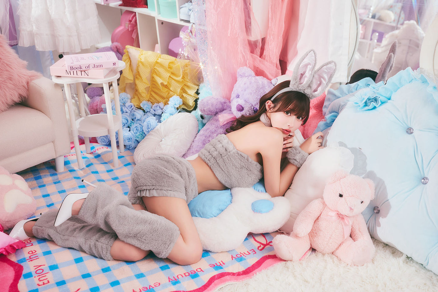 コスプレ うさぎ アニマル もこもこセクシーうさガール レディース フリーサイズ ホワイト/ピンク/グレー【クリアストーン】♡