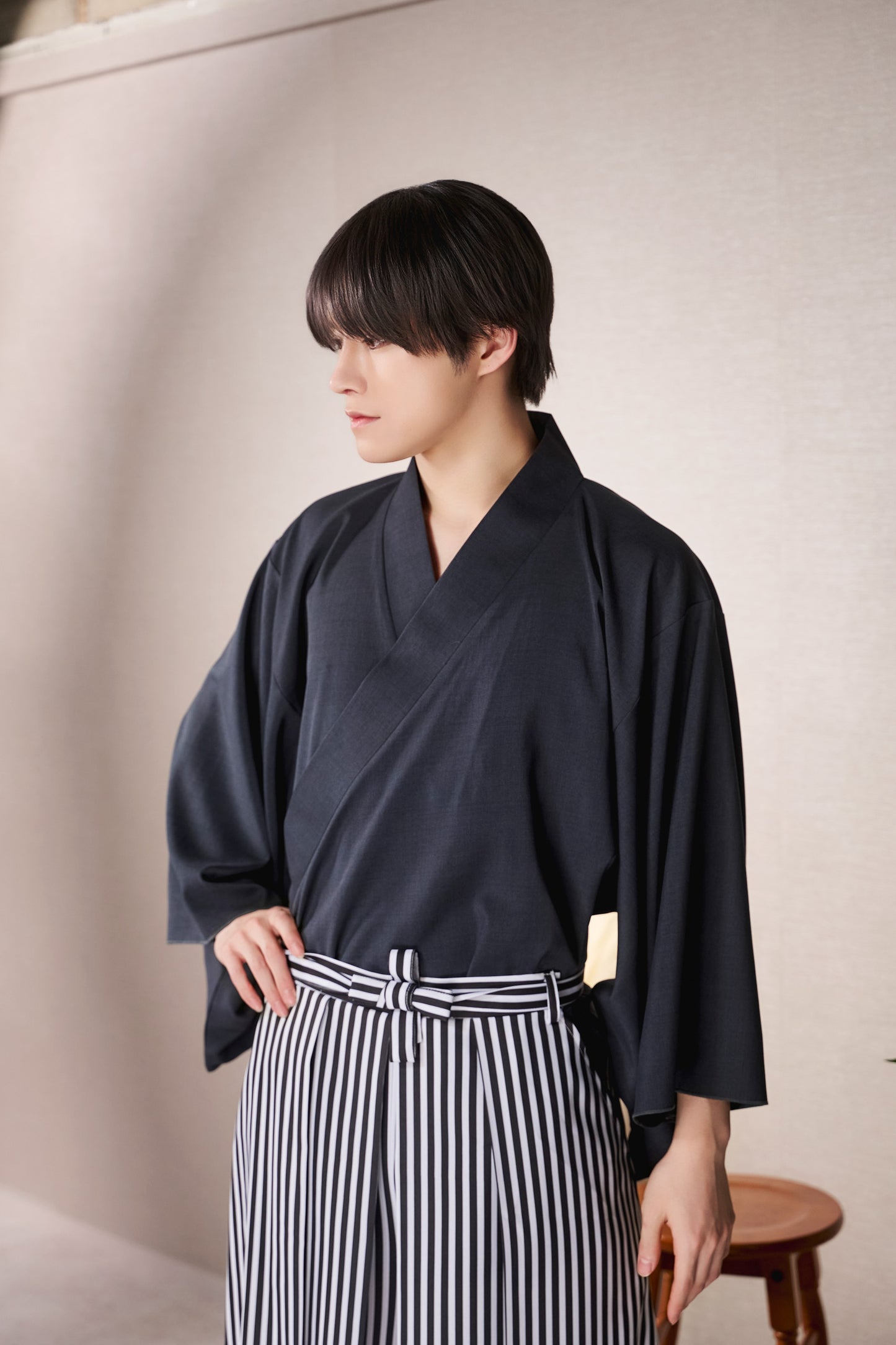 [New] コスプレ 和装 セレクト着物 上衣 ユニセックス フリーサイズ 薄茶/紺/炭黒 【クリアストーン】
