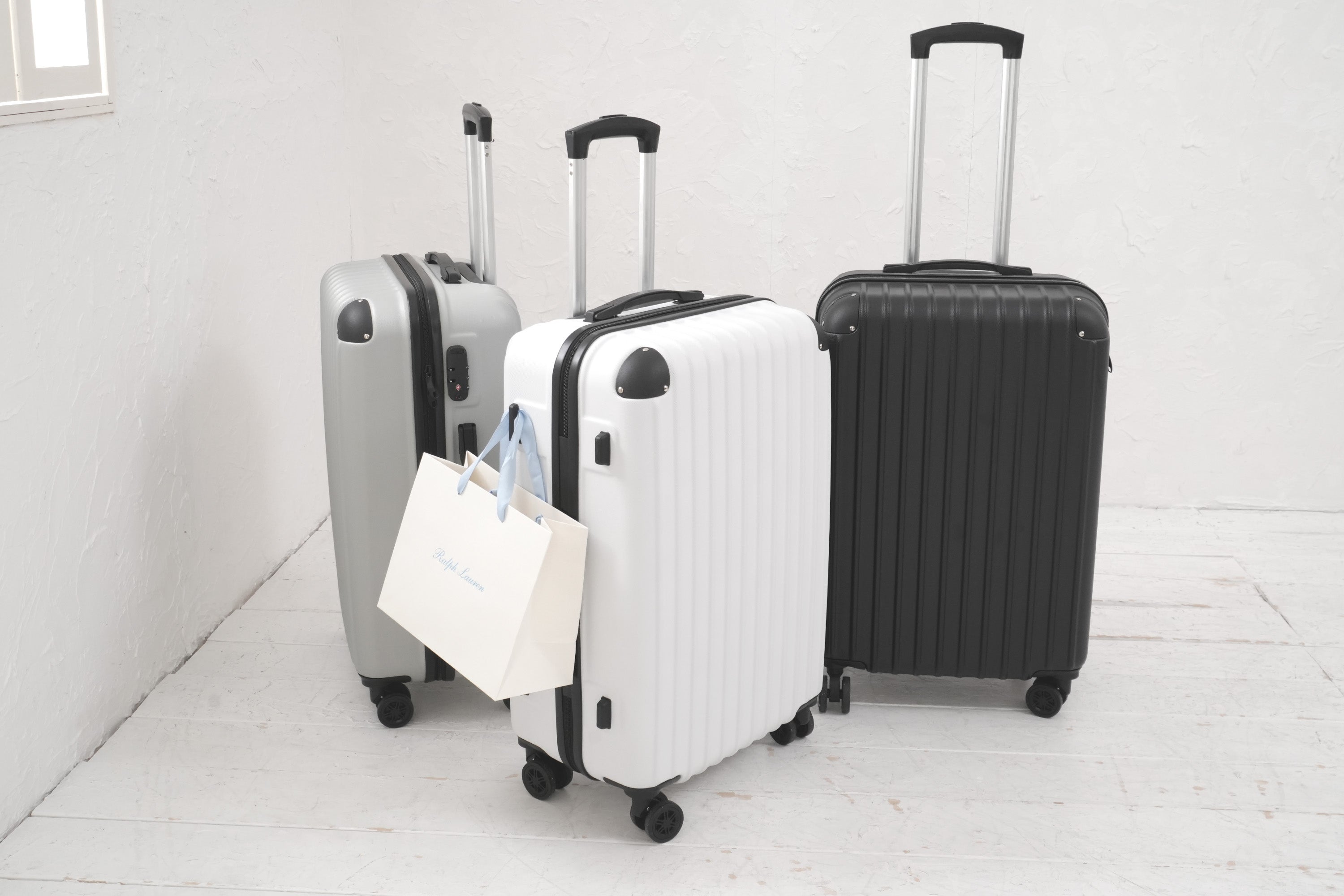 スーツケース キャリーケース HoldOn TRAVEL HOT-SCP001 Sサイズ 35L / Mサイズ 51L 機内持ち込み ブラッ –  clearstone(クリアストーン)公式オンラインストア